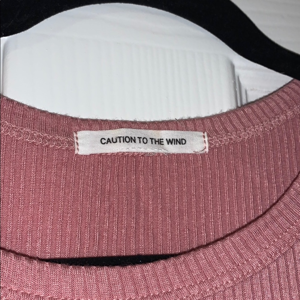 Pink crop - Picture 2 of 2